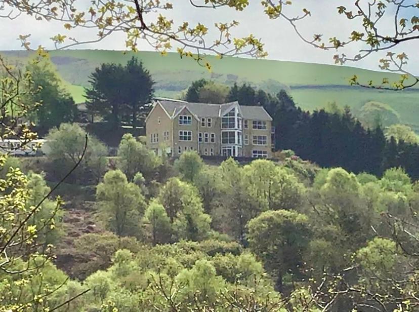 Rowan House Bed Breakfast Main House & Self Contained Self Catering Apartment Cymmer Exterior foto
